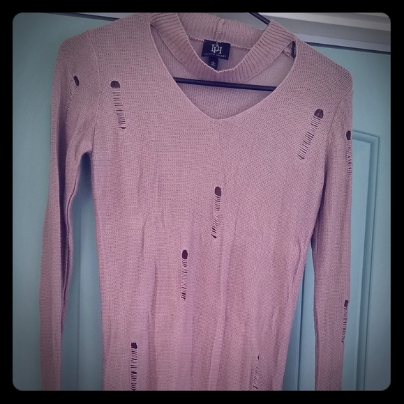 Sweater - Picture 1 of 6